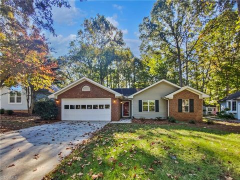 Photo of 4004 Baywater Point, High Point, NC 27265 (MLS # 1199355)