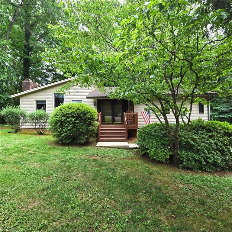 123 Forest Court, Advance, North Carolina image 1
