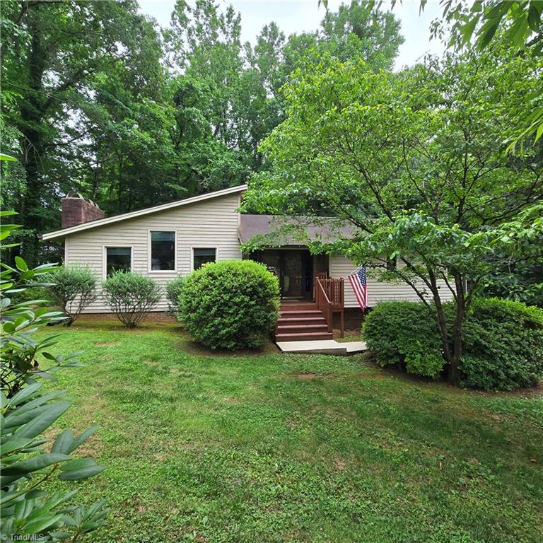 123 Forest Court, Advance, North Carolina image 2