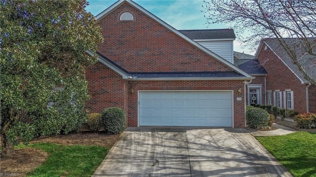 Photo of 1365 Royalty Circle, Statesville, NC 28625 (MLS # 1211653)