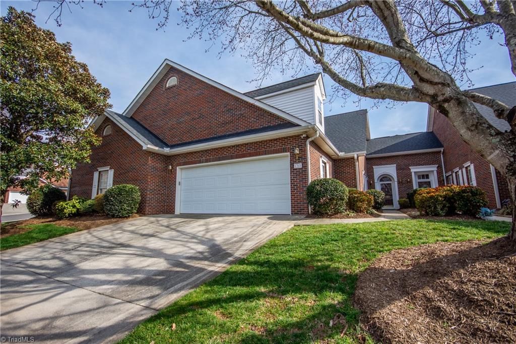 Photo of 1365 Royalty Circle, Statesville, NC 28625 (MLS # 1211653)