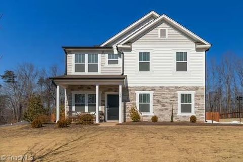 Homes For Sale - 355 Tuttle Road<br/> Rural Hall, NC 27045