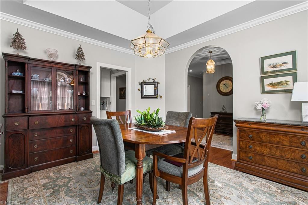 Photo of 128 Oakmont Drive, Kernersville, NC 27284 (MLS # 1218779)