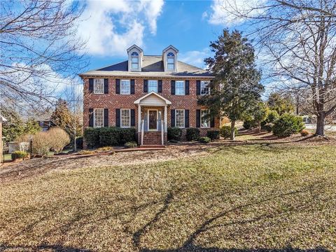 A home in Clemmons