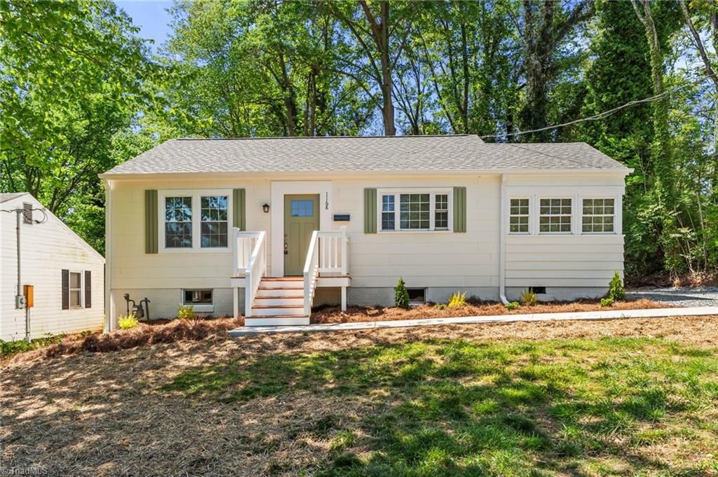 Photo of 1168 Lockland Avenue, Winston-Salem, NC 27103 (MLS # 1216959)