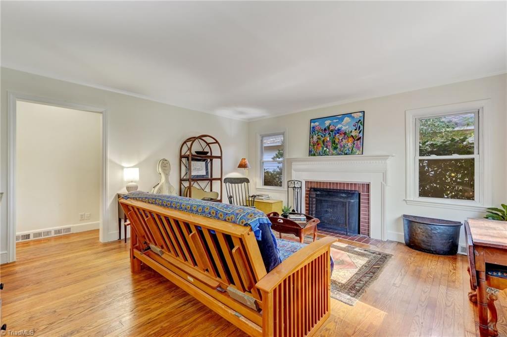 2616 Beechwood Street