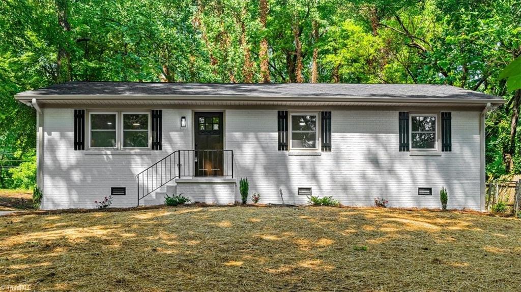 516 Willowbrook Drive, Greensboro, North Carolina image 2