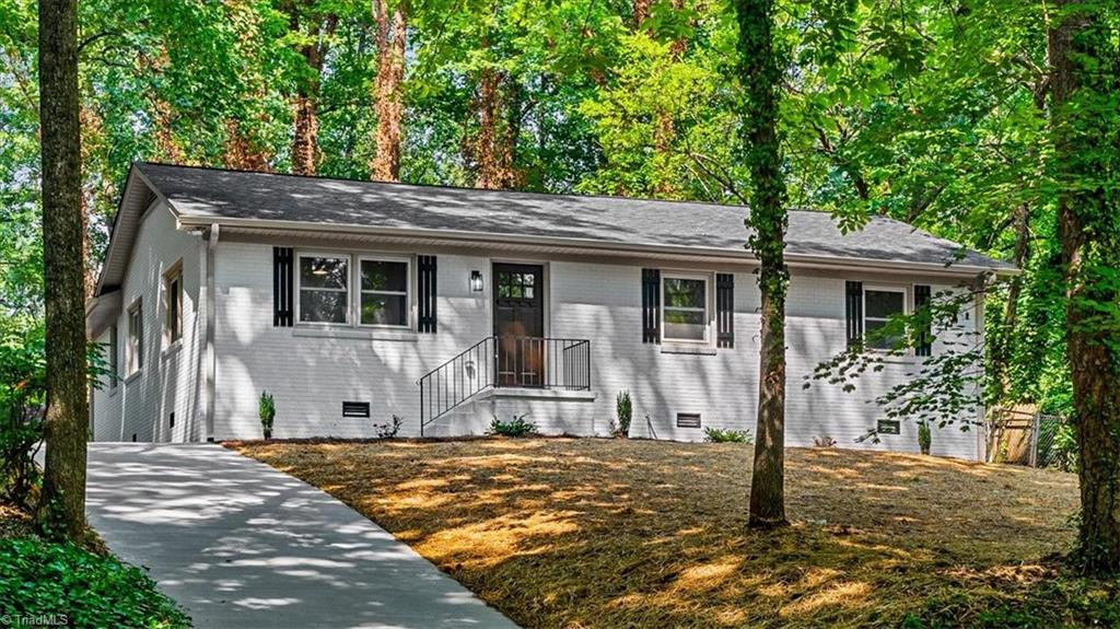 516 Willowbrook Drive, Greensboro, North Carolina image 1