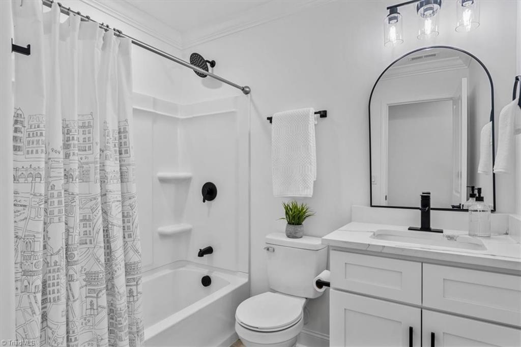 516 Willowbrook Drive, Greensboro, North Carolina image 38