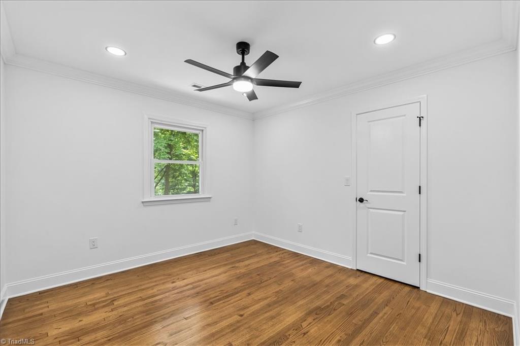 516 Willowbrook Drive, Greensboro, North Carolina image 39