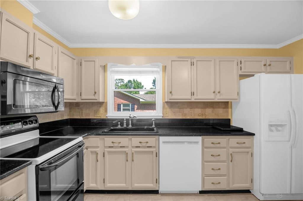 9 Prairie Trail #D, Greensboro, North Carolina image 17