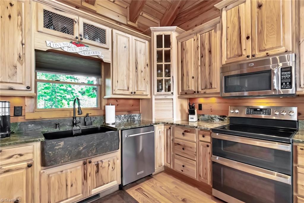 650 Sweetwater Road, Boomer, North Carolina image 5