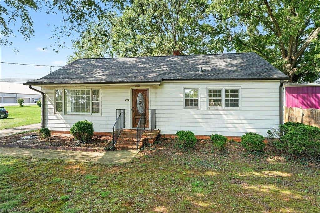 Photo of 418 Felts Drive, King, NC 27021 (MLS # 1231480)
