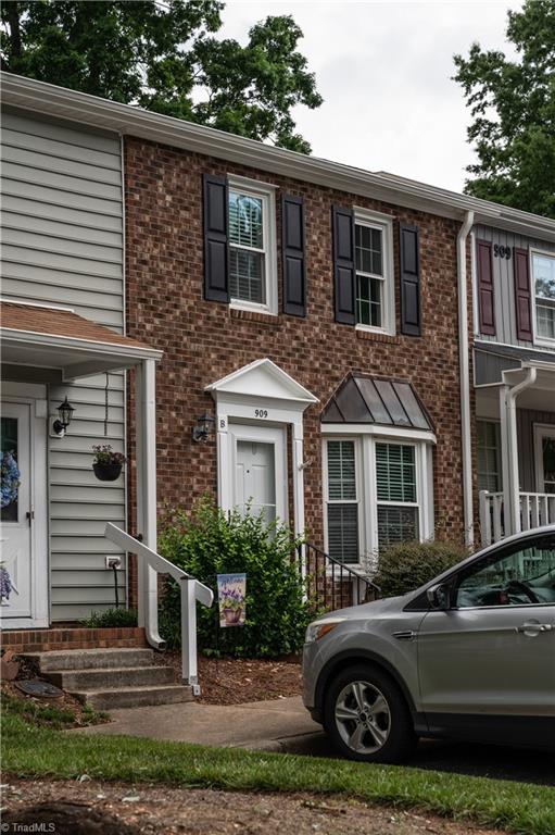 909 Shelby Drive #B, Greensboro, North Carolina image 2