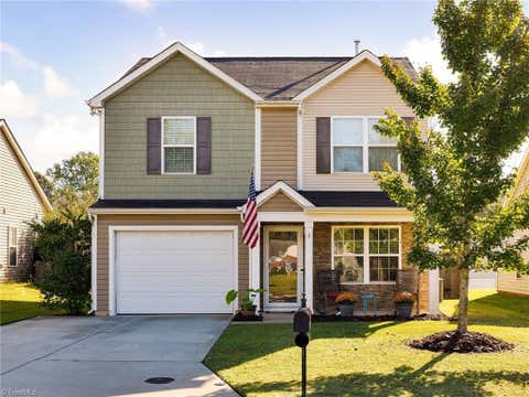Photo for 172 Larck Crest Lane