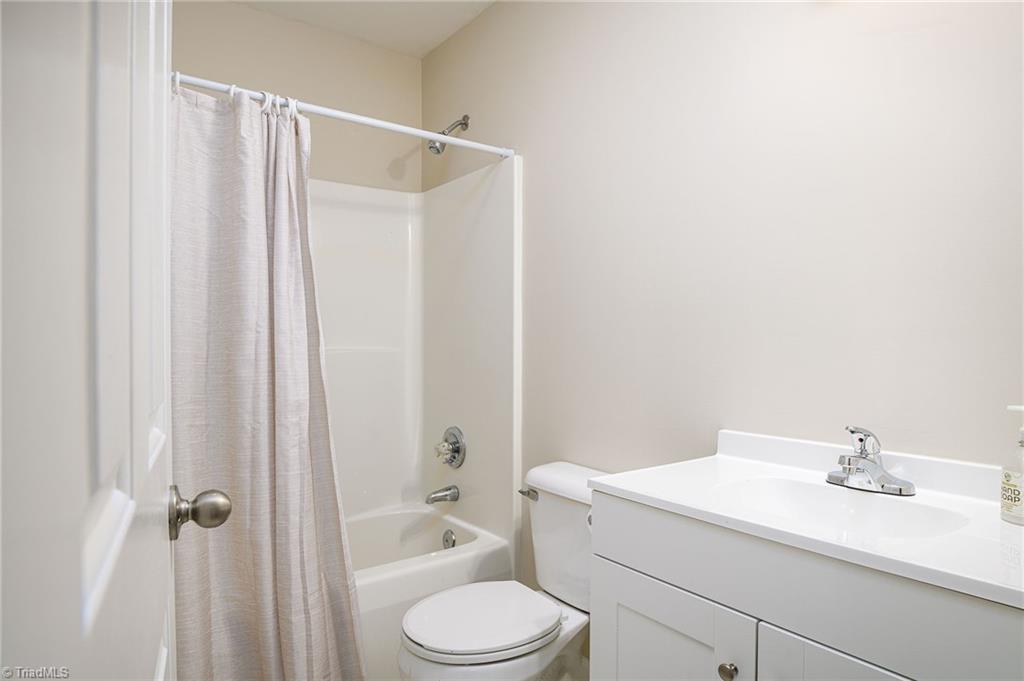 145 Charleston Ridge Drive, Mocksville, North Carolina image 24
