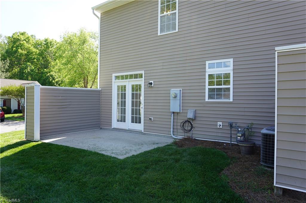 Photo 6 of 50 of 5905 Hollow Wood Court townhome