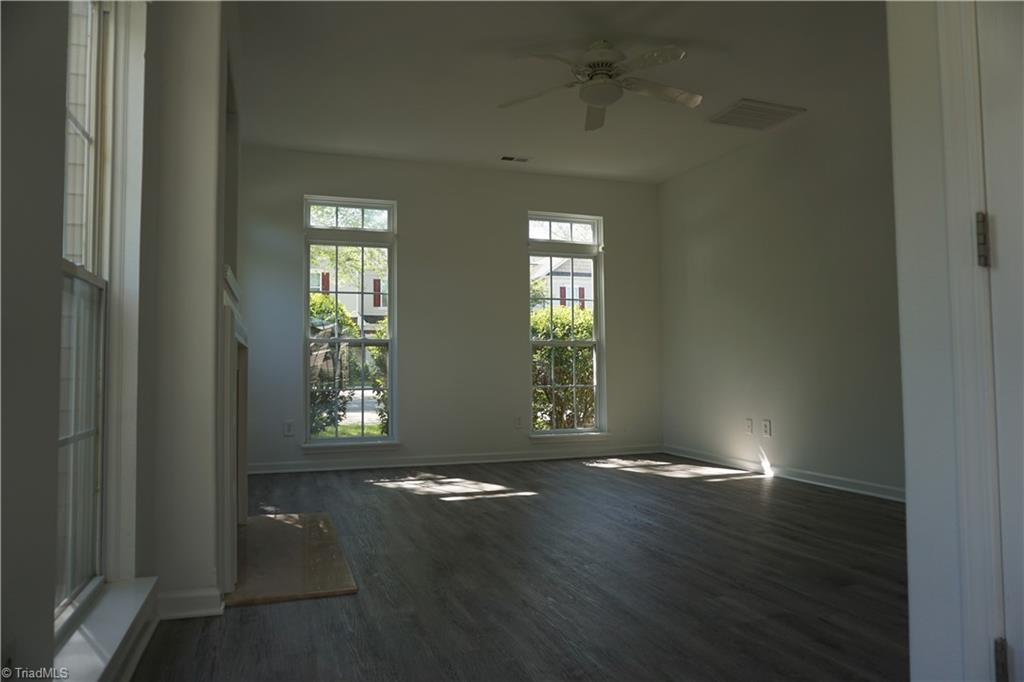 Photo 8 of 50 of 5905 Hollow Wood Court townhome