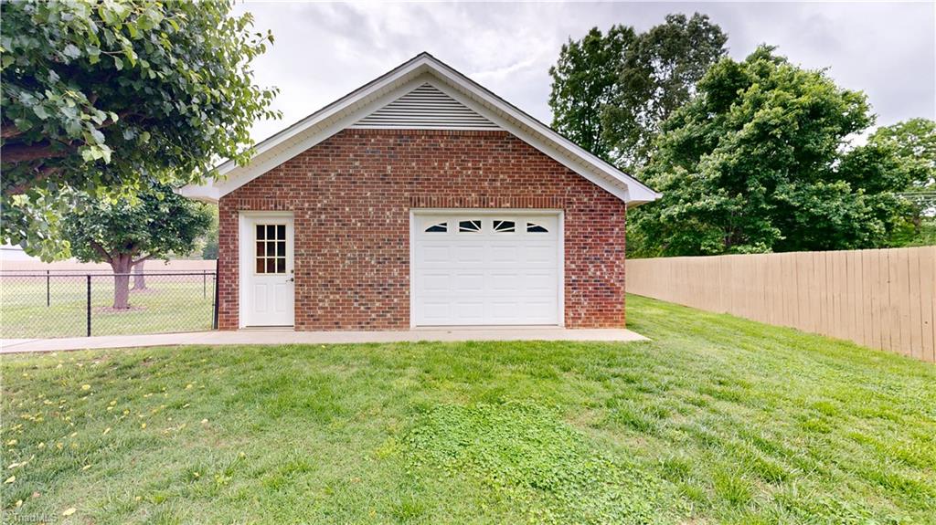 741 Holly Grove Drive, Randleman, North Carolina image 42
