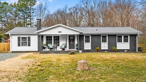 Homes For Sale - 1430 Mount Hope Church Road<br/> McLeansville, NC 27301