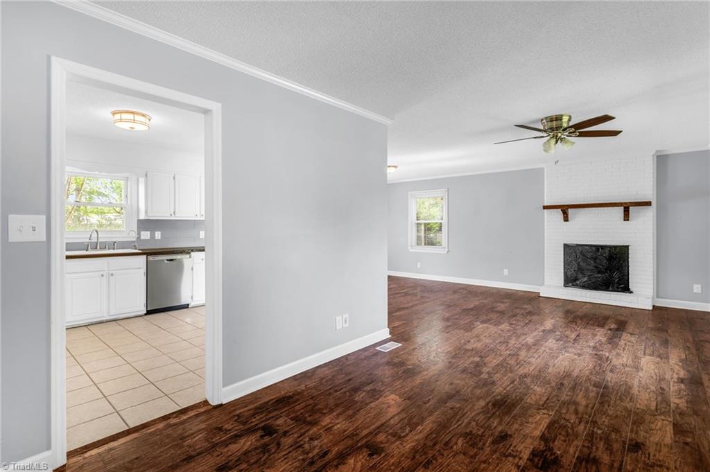 3608 Edgefield Road, Greensboro, North Carolina image 5