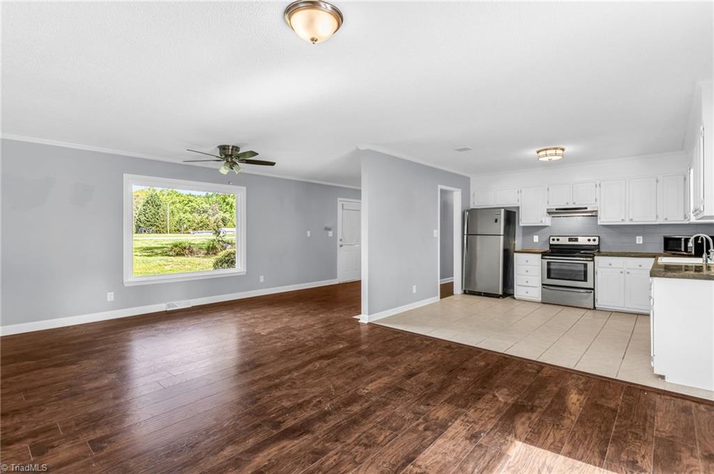 3608 Edgefield Road, Greensboro, North Carolina image 8