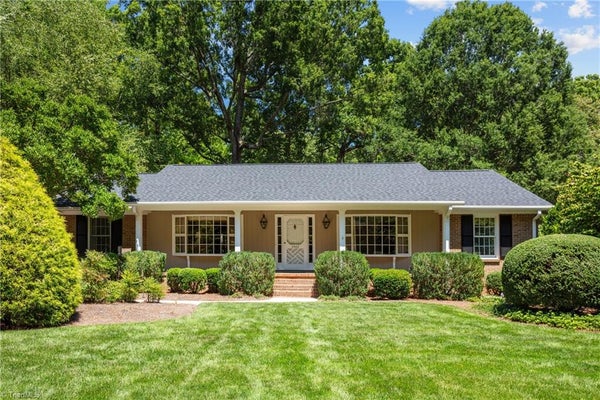 2922 ROUND HILL RD, GREENSBORO, NC 27408 - Image aa02c817c0059f57d237cd863c09ed6b/1720680001