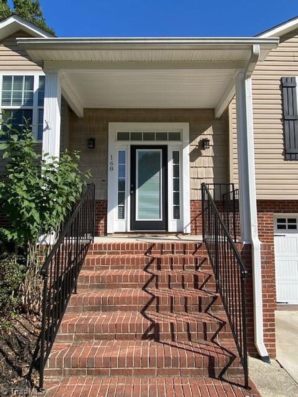 Photo of 168 Underwood Drive, Thomasville, NC 27360 (MLS # 1218609)