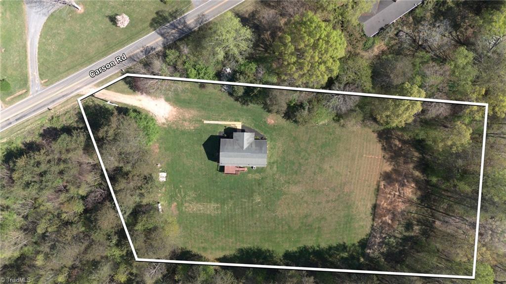 1600 Carson Road, Pilot Mountain, North Carolina image 3