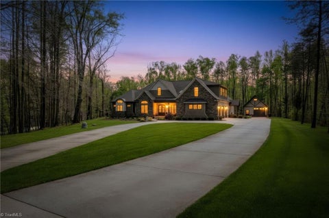 Featured picture for the property 1215200