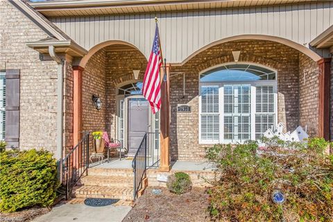 A home in Clemmons