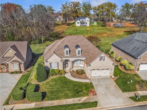 A home in Clemmons