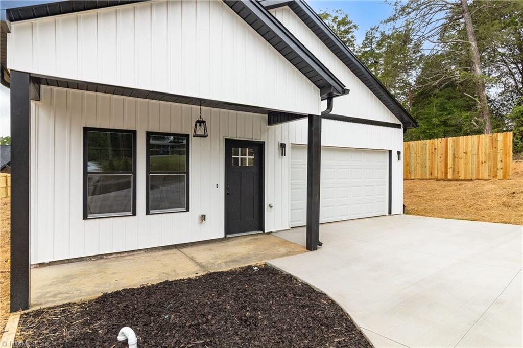 Photo of 5236 Shattalon Drive, Winston-Salem, NC 27106 (MLS # 1237012)