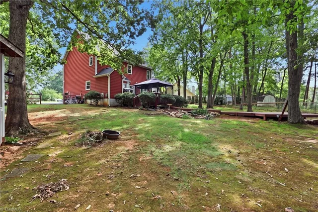 8984 Stamford Club Court, photo 5 of 48