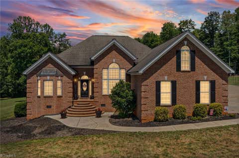 Homes For Sale - 1216 Fairway Drive<br/> Yadkin County, Yadkinville, NC 27055
