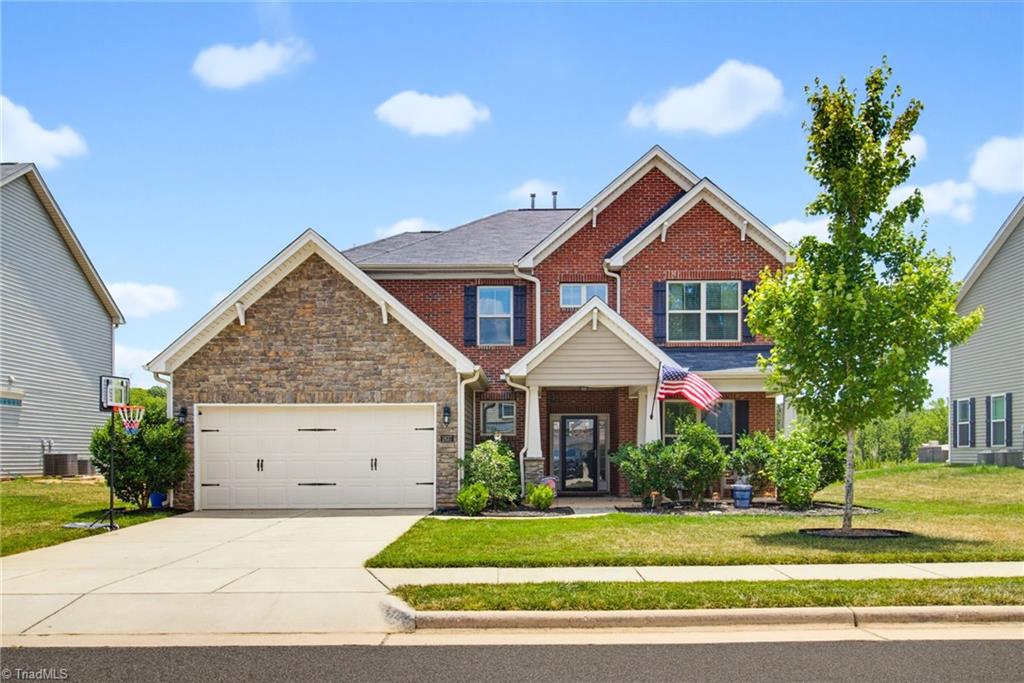 Photo of 1837 Ridge Creek Drive, Kernersville, NC 27284 (MLS # 1226022)