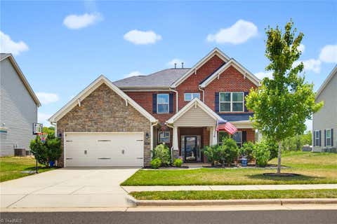 Photo of 1837 Ridge Creek Drive, Kernersville, NC 27284 (MLS # 1226022)