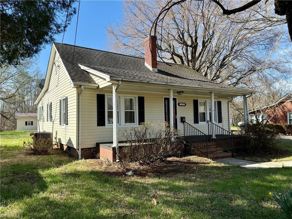 Photo of 7468 NC Highway 135, Mayodan, NC 27027 (MLS # 1213095)