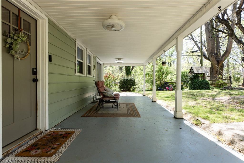 104 Fairmont Drive, North Wilkesboro, North Carolina image 5
