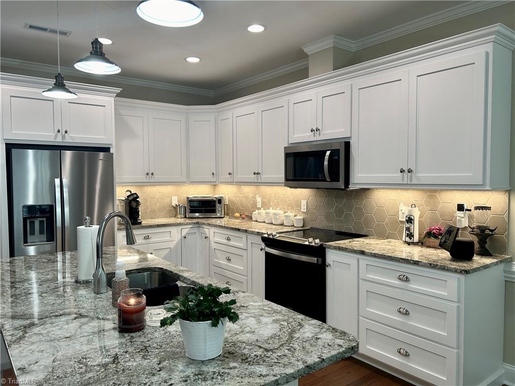 101 Cobblestone Court, Mount Airy, North Carolina image 29