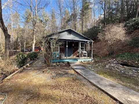 Homes For Sale - 2378 Mount Zion Road<br/> Ferguson, NC 28624