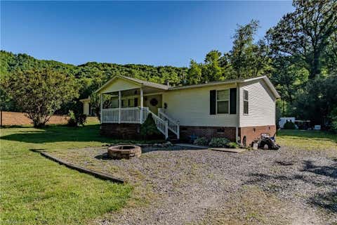 Photo for 1276 Parkwood Road