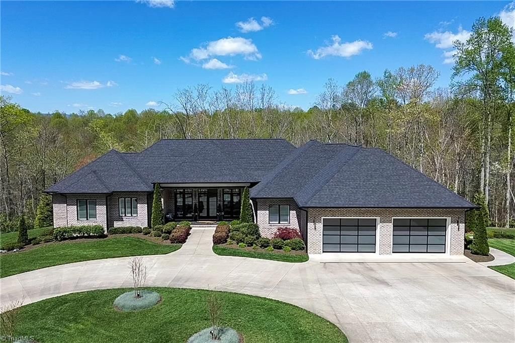 Photo of 109 Wyncrest Terrace, Mount Airy, NC 27030 (MLS # 1167199)