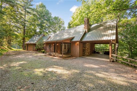 A home in Glade Valley