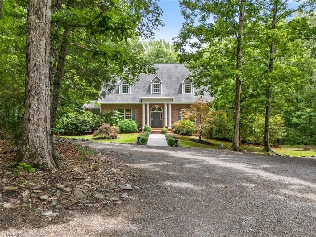 Photo of 443 Rabbit Farm Trail, Advance, NC 27006 (MLS # 1182599)
