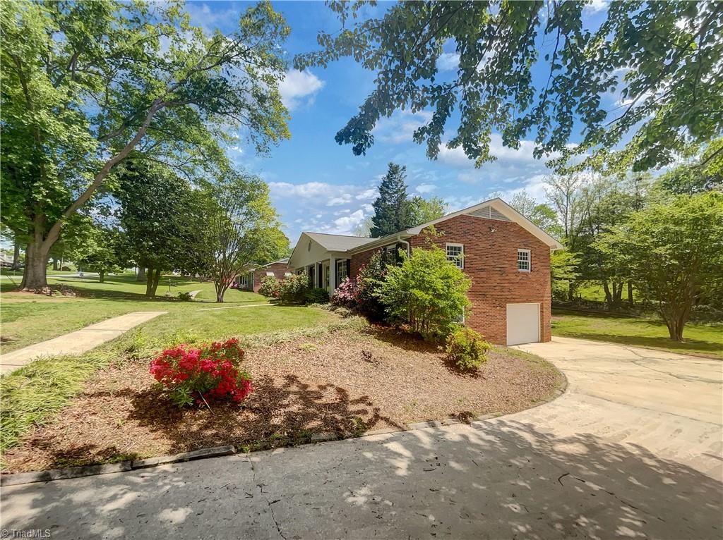 6980 Kenbridge Drive, Clemmons, North Carolina image 24