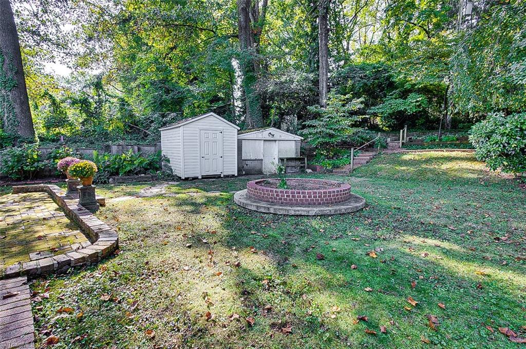 Greensboro, North Carolina 27403, United States, 2 Bedrooms Bedrooms, ,1 BathroomBathrooms,Residential,Active,217837