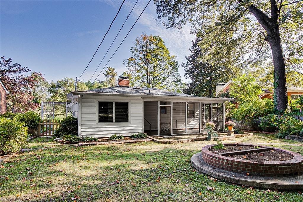 Greensboro, North Carolina 27403, United States, 2 Bedrooms Bedrooms, ,1 BathroomBathrooms,Residential,Active,217837