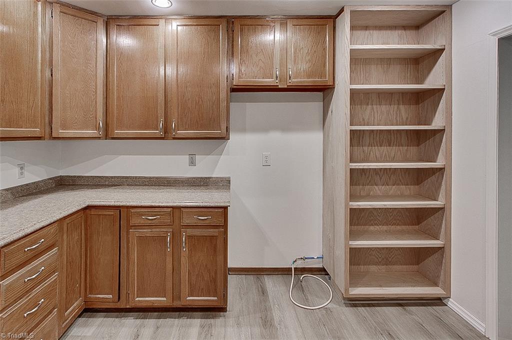 Greensboro, North Carolina 27403, United States, 2 Bedrooms Bedrooms, ,1 BathroomBathrooms,Residential,Active,217837