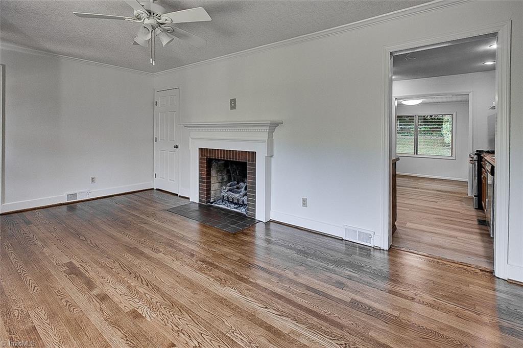 Greensboro, North Carolina 27403, United States, 2 Bedrooms Bedrooms, ,1 BathroomBathrooms,Residential,Active,217837